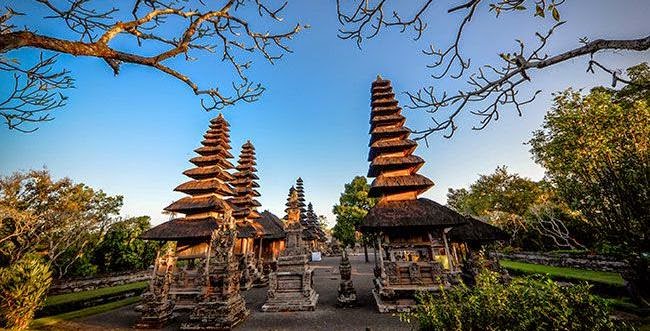 Bali, the Famous Island in Indonesia with Plentiful of Tourist Destinitions